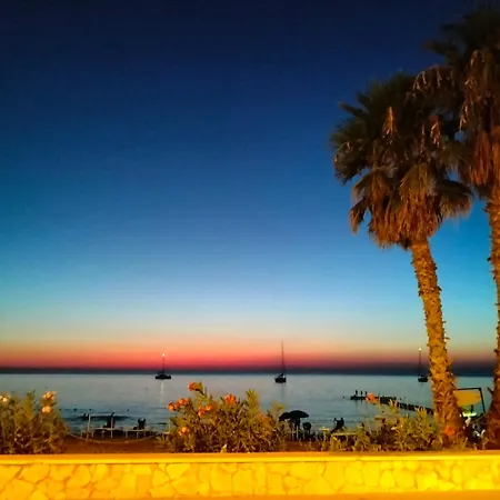 Le Maree Di Cofano Holiday home